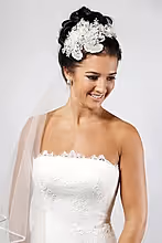 Load image into Gallery viewer, Bridal Apparel Soft Italian Tulle Veil with Ribbon Edge || CGC458B
