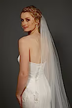 Load image into Gallery viewer, Bridal Apparel Floral Appliqué Veil || CGC521A

