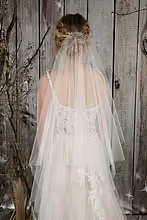 Load image into Gallery viewer, Bridal Apparel Pearl Rainfall Veil || CGC563B
