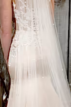 Load image into Gallery viewer, Bridal Apparel Pearl Scatter Veil || CGC566B
