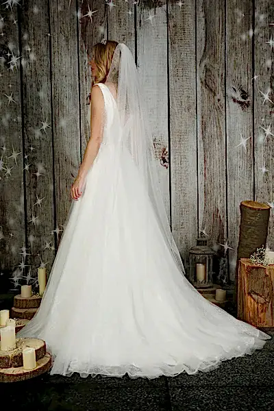 Bridal Apparel Glitter Tulle Veil || CGC577A